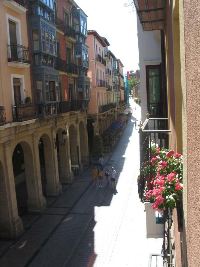 Apartamento Corazon De Portales Logrono Bagian luar foto