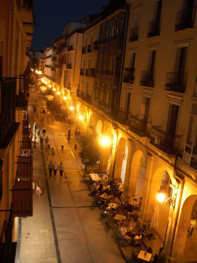Apartamento Corazon De Portales Logrono Bagian luar foto